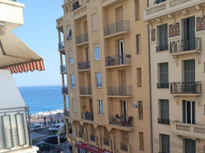 Nice promenade des anglais